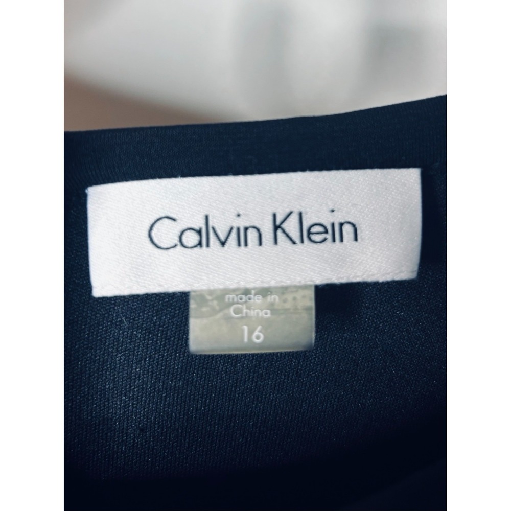 Calvin Klein | Plus Size Black Pleated Cocktail Sheath Dress | Size 16 - Picture 4 of 7